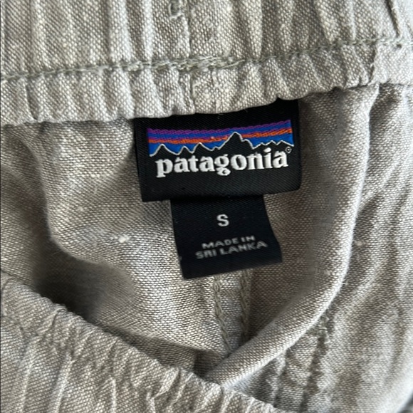 Patagonia Gray Track Pants with Elastic Waistband and Tapered Ankles size S - Picture 4 of 5